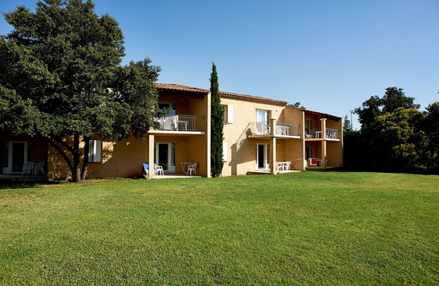 ResidHotel Golf Grand Avignon