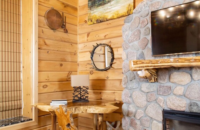 Retro Suites Hotel