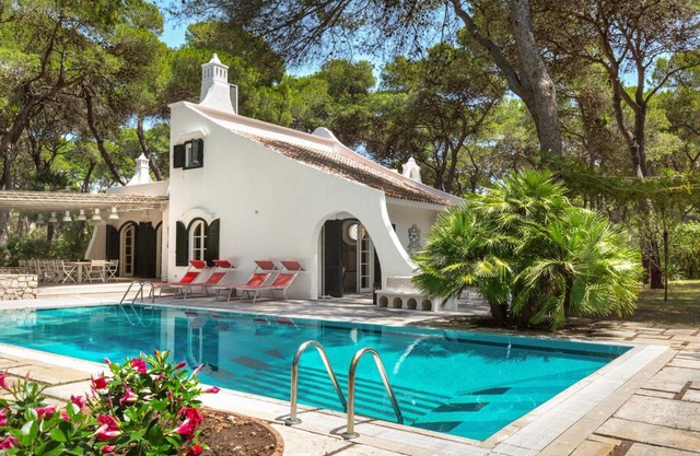 Riva dei Tessali Villa Sleeps 8 with Pool and Air Con