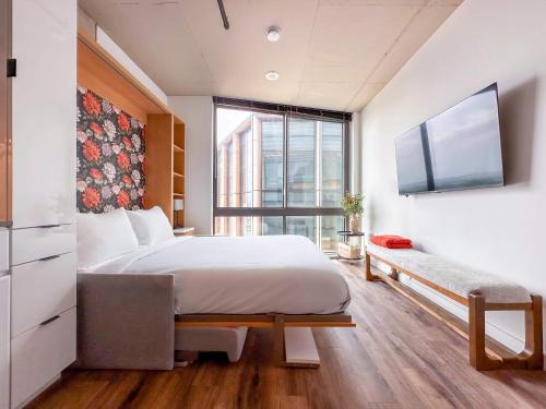 River & City View Suite - The Wharf DC by Monthier