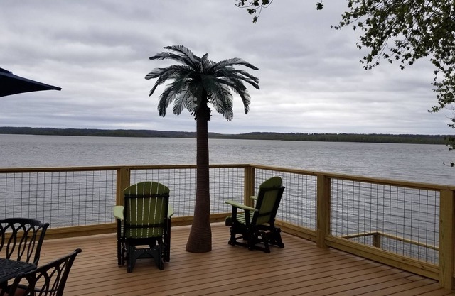 RIVER COASTAL LIVING