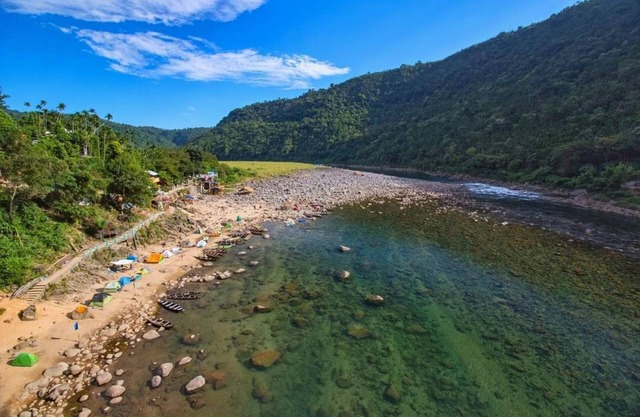 River-Paradise Camps
