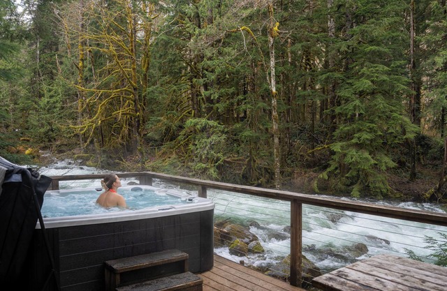 River Runs Through this secluded A-Frame, hot tub