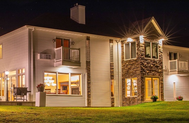 River Spring Lodge