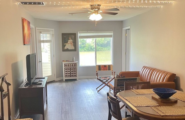 Riverside Condo close to WVU Stadium
