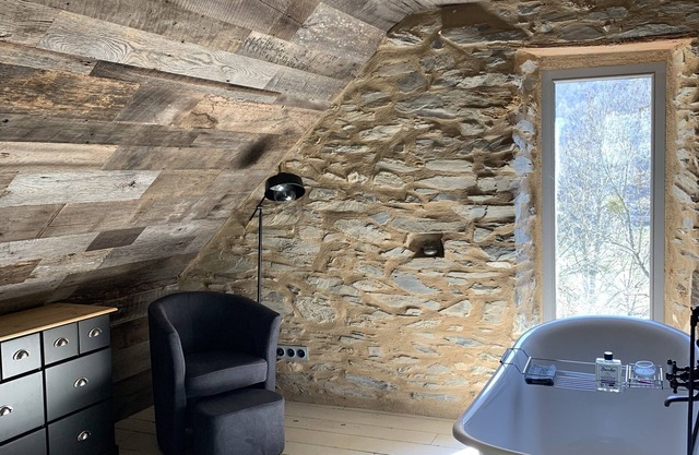 Romantic and historic little hideaway in the French Pyrenees!