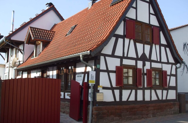 * Romantic half-timbered holiday home in the South Palatinate - here is the PFALZCARD