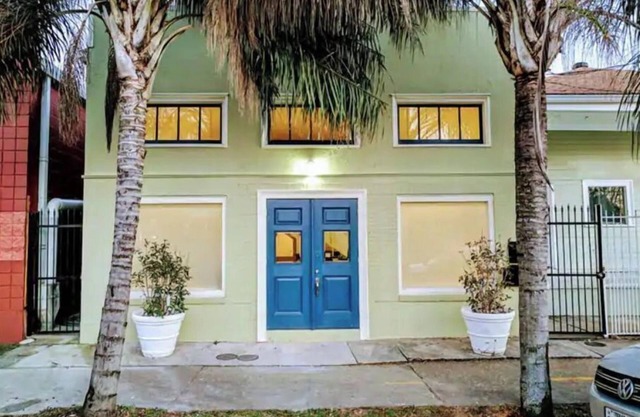 Romantic Luxury Artist Cottage Near French Quarter