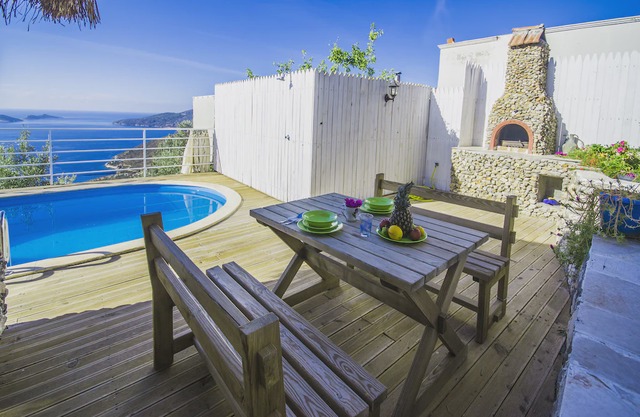 Romantic Secluded Honeymoon Villa with Spectacular Sea Views