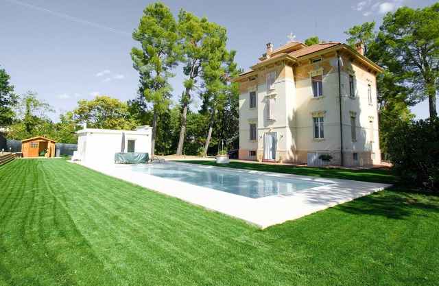 Romantische Traum Belle Époque Villa Fazi mit Pool