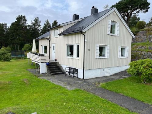 Romslig bolig i Molde, familie eller firma