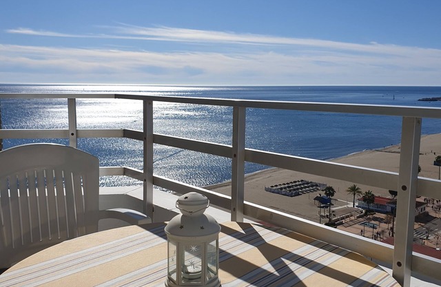 Ronda 3 Seafront Apartment - Los Boliches Beach Fuengirola