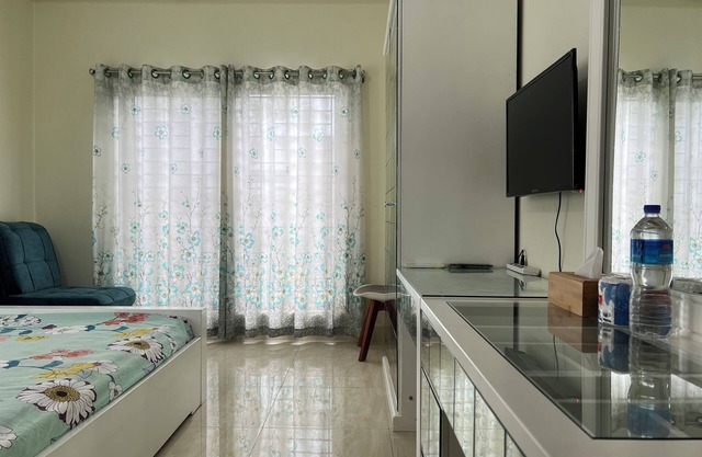Roof top One Bed Fully Furnished Apartment with Kitchen, small Living & Bathroom