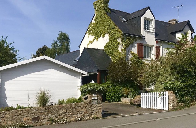 Room 200 meters from the Gulf of Morbihan