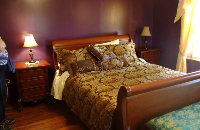 Room #5 We are only 30 min. away from "BASEBALL HALL OF FAME" in Coopers Town