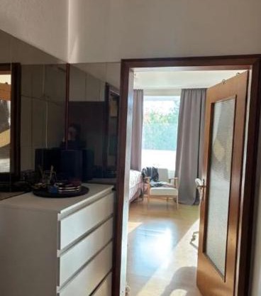 room bed, tv AC