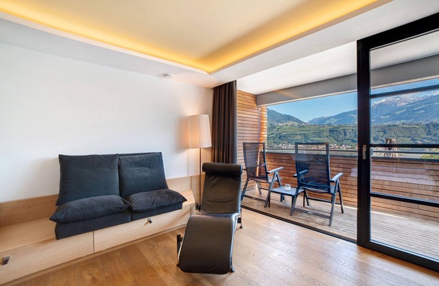 Room 'Doppia Vista Panoramica Sup 105' with Mountain View, Wi-Fi and Air Conditioning