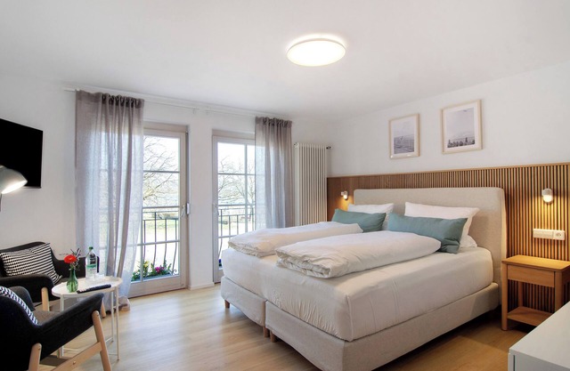 Room 'Hagnau' with Shared Terrace, Shared Garden and Wi-Fi