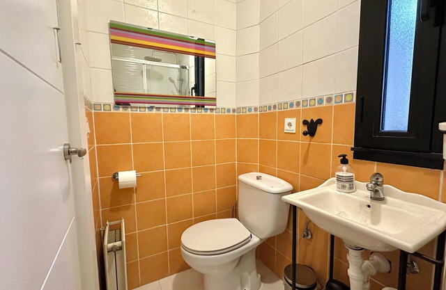 Room with private bathroom in a private house, independent entrance