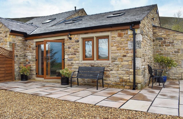 Roosters Rest - UK31826