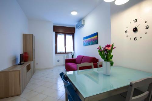 Rota 64 Guest House - Monza