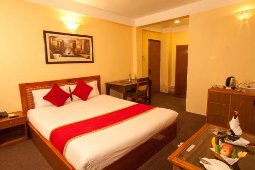 Royal Astoria Hotel