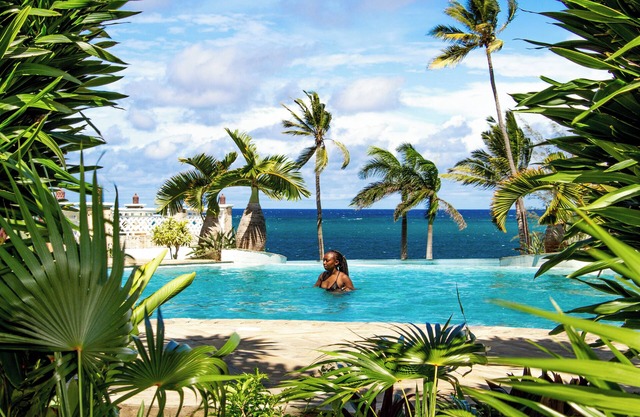 Royal Shaza Suites