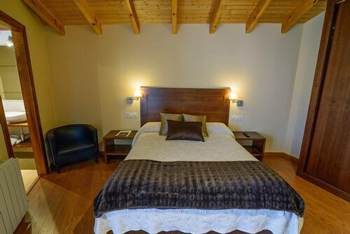 Rural apartment Casona de Llanorrozo for 4 people