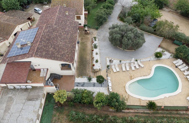 Rural House 'La Caseta' with Mountain Views, Wi-Fi and Air Conditioning
