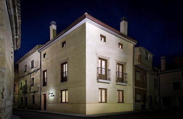 Rural House La Flora for 8 people