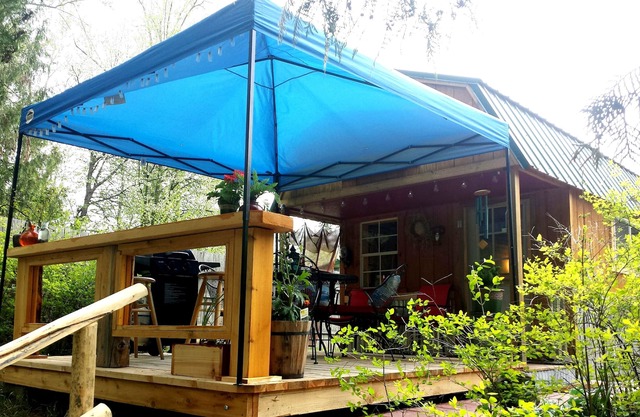 Rustic Bunkhouse on the Kootenai River