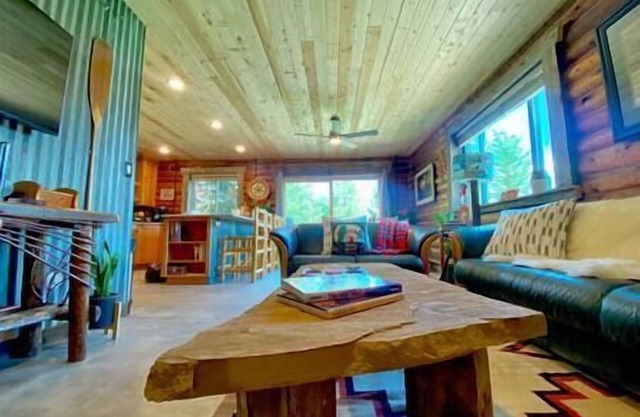 Rustic Trails (EV, eco, wheelchair & pet friendly), Rustic Trails (EV, eco, wheelchair & pet friendl
