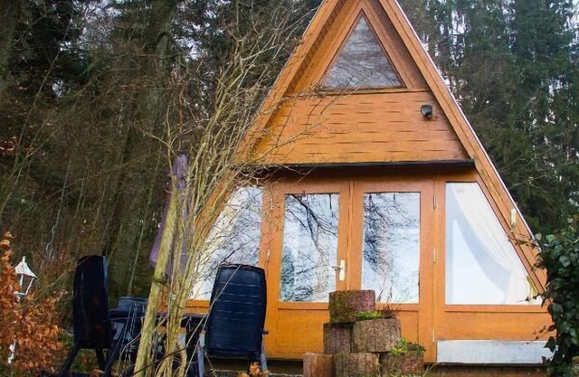 Rustikales 54qm Ferienhäuschen mit Terrasse und Liegewiese