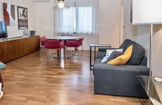 S285 - Sirolo, wonderful three-room apartment with balcony and sea view