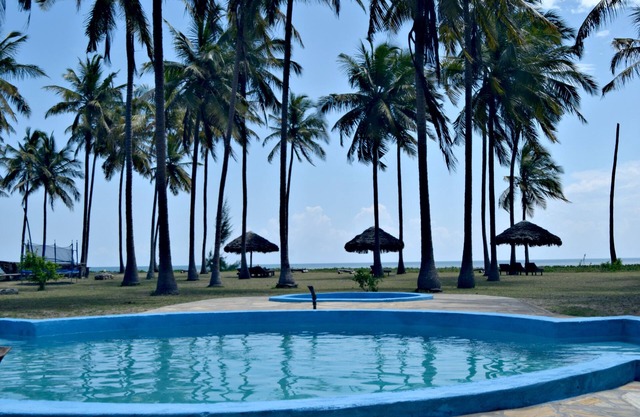 Saadani Park Hotel