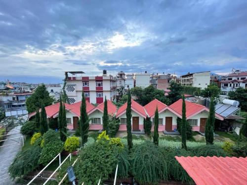 Saanvi Hotel & Restaurant