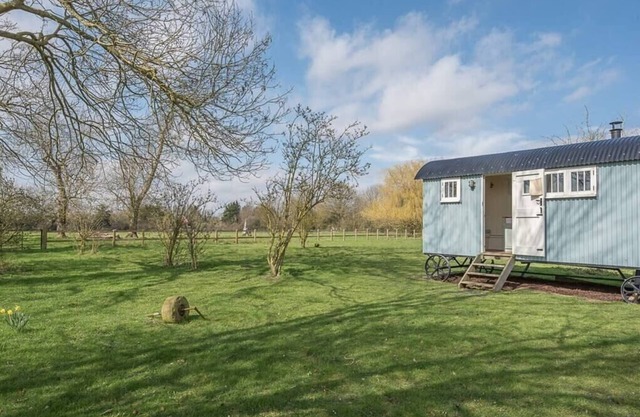 Sage Shepherds Hut at Boundary Farm, Framlingham