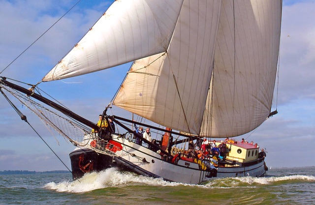 Sailing 'Liberté' Amsterdam, 7 cabins, 20 beds