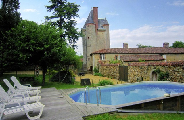 Saint-Paul Pool Retreat