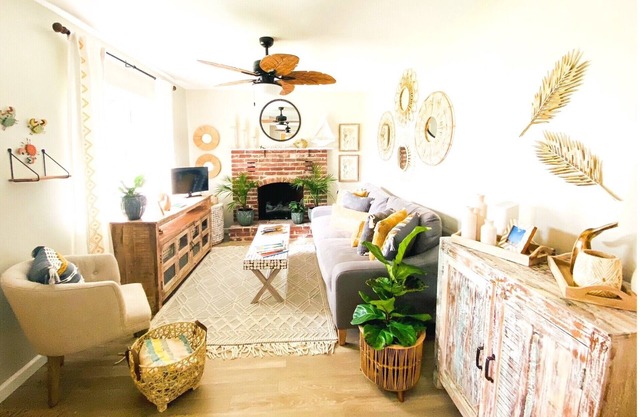 Salt-Kissed Cottage Escape - Sweet Seascape Beach Cottage Bliss!