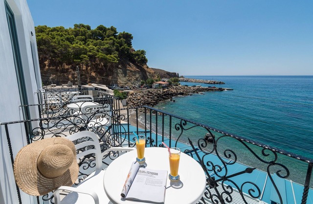 Samaria by the Sea