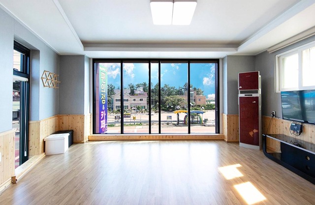 Samcheok Sol Beach Pension