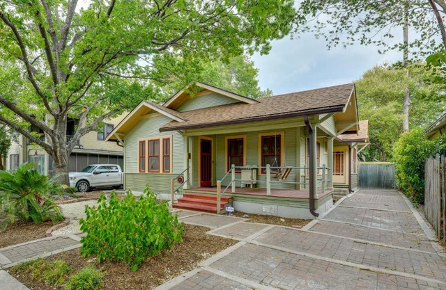 San Antonio Gem in Prime Location with Outdoor Space