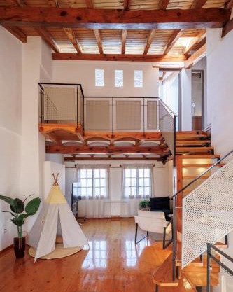 San Bartolome SB11 Casa con encanto bodega aire acondicionado y vistas al centro histórico by Apartamentoslogrono