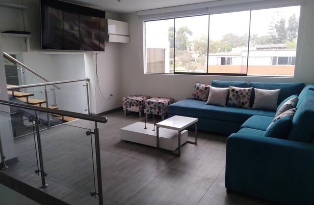 SAN BORJA moderno duplex 3 hab. con terraza y BBQ
