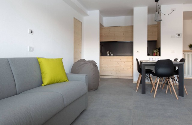 San Pietro 8 - Pino - Two Bedroom Apartment, Sleeps 6
