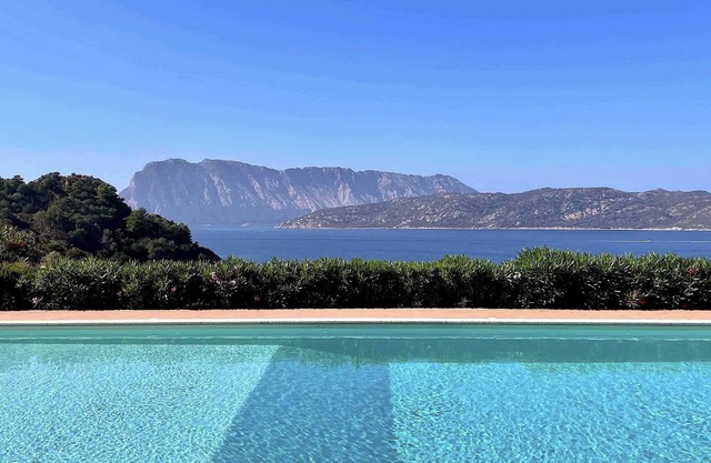 SAN TEODORO PUNTA EST AMPIO TRILOCALE VISTA MARE