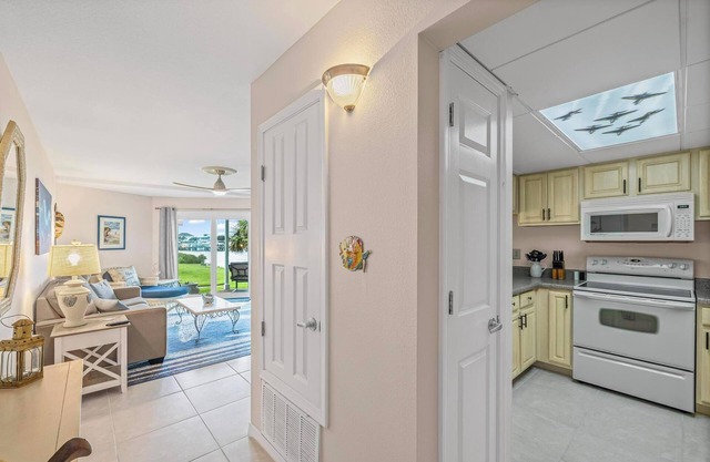 Sand Dollar E111 – Bayfront Bliss in the Heart of Pensacola Beach
