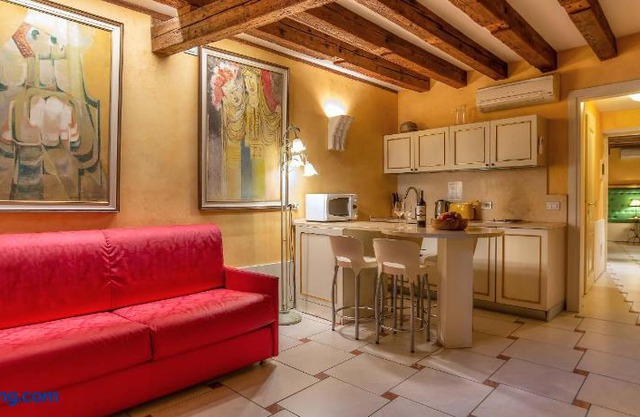 Sant'Angelo - Fenice Apartments in Venice