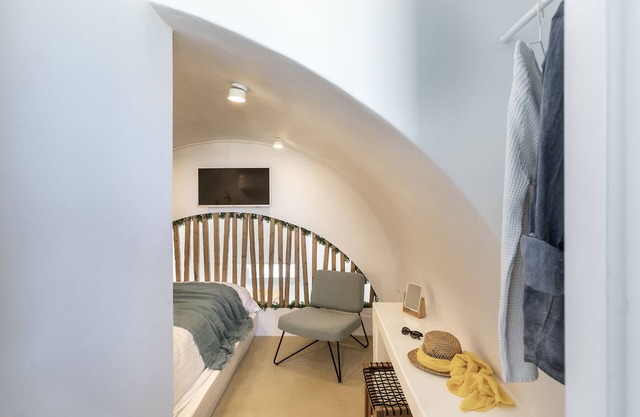 Santo Bloom Luxury Villas with Sea View & Two Pools